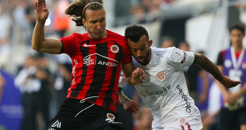 Antalyaspor Emre Belözoğlu ile 2’de 2 yaptı!