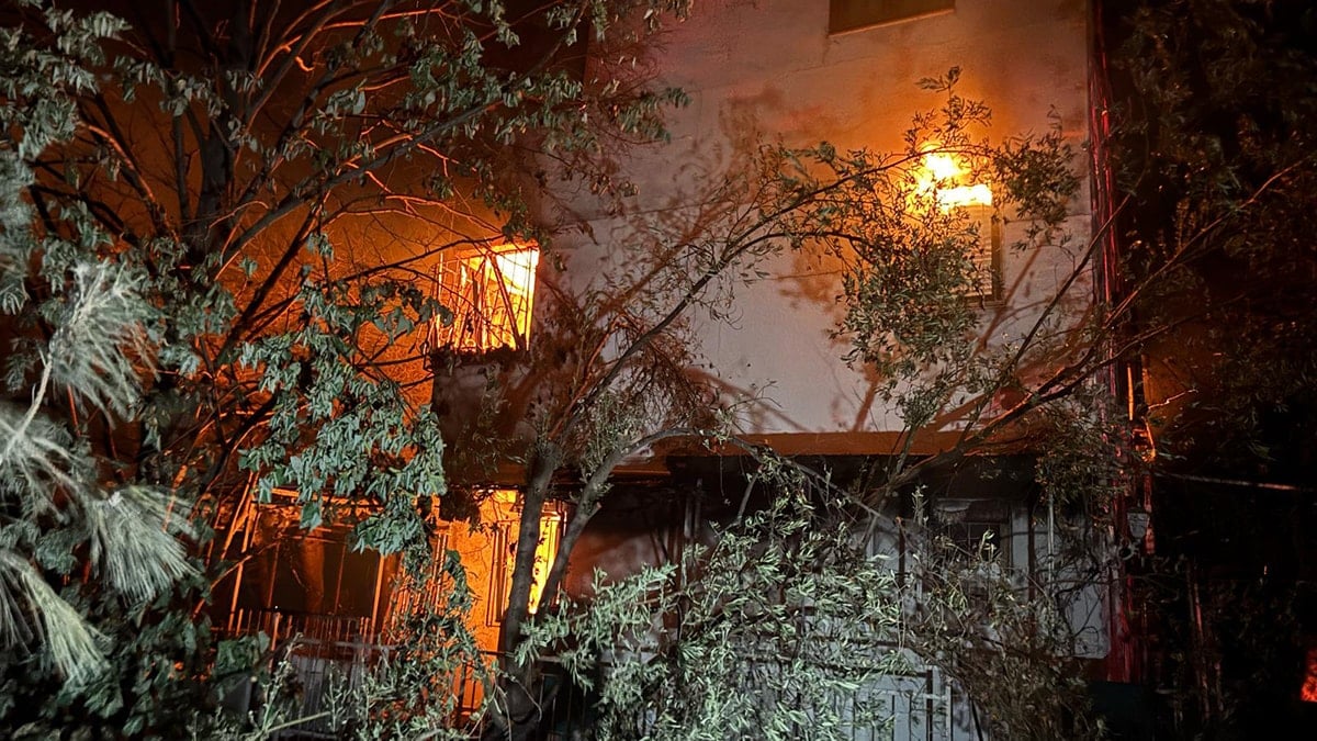 Ateş kuşatmasında kahraman bir kent