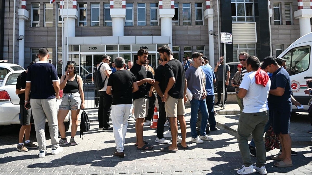 Aydın'da maaşlarını alamayan çalışanlardan otel sahipleri hakkında suç duyurusu