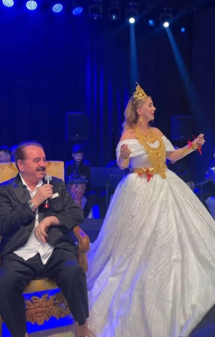 Boşanma kararı alan Aleyna Dalveren 5 kiloluk altını geri istedi