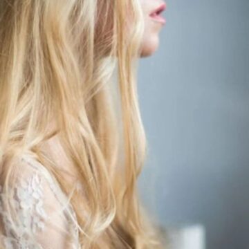 Bu parfümü sıkan müşterilerin markete girmesi yasaklandı