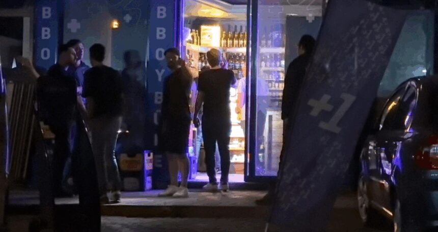 bursada-bufeyi-taradilar-HZPdP5UB.jpg Bursa’da büfeyi taradılar