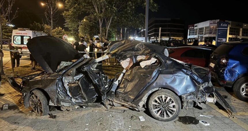 Bursa’da feci kaza: 1 kişi hayatını kaybetti, 7 kişi yaralandı