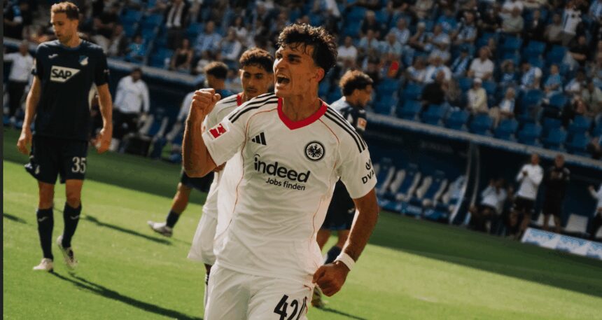 Can Uzun attı, Eintracht Frankfurt kazandı