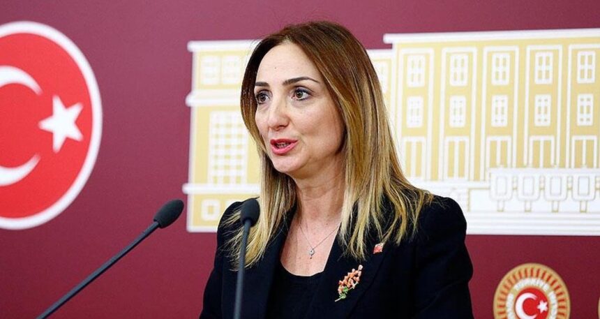 CHP’li Nazlıaka: “Cumhuriyetimize yönelik tüm saldırıların karşısında durmaya devam edeceğiz”