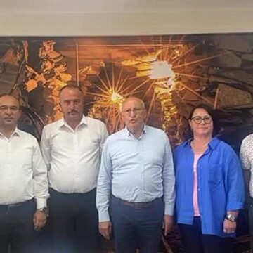 chpli-utku-cakirozerden-grev-yasaklarina-tepki-jBdLXR3F.jpg CHP’li Utku Çakırözer’den grev yasaklarına tepki