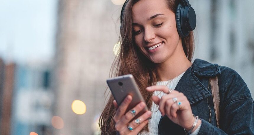 Dev müzik dinleme platformu flört uygulamasına dönüşecek!