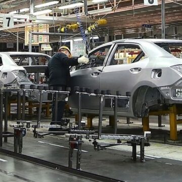 Dev otomotiv üreticisi iflas etti: Şirket elinde kalanları parçaları satışa çıkardı