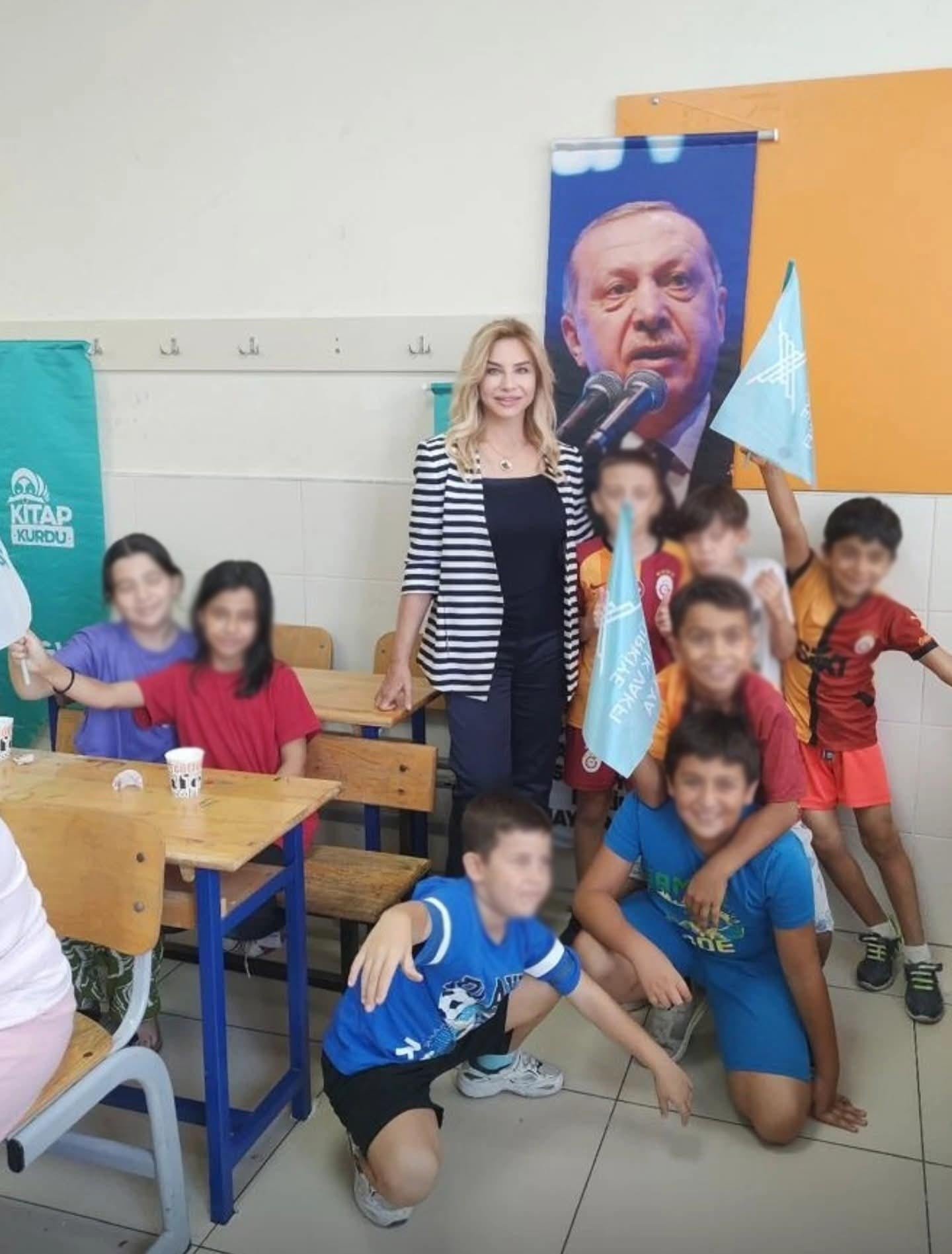 Devlet okullarında küçük çocuklara AKP propagandalı abdest köşesi, şeytan taşlama…