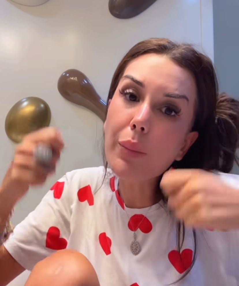 Dilan Polat kara kutusu Şule ile kavga etti