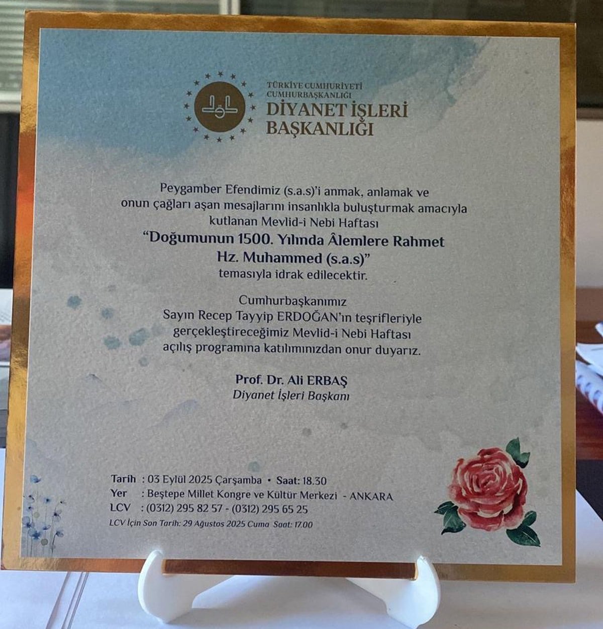 Diyanet’ten altın varaklı davetiye