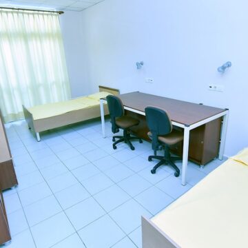 Dokuz Eylül Üniversitesi öğrenci yurdunu kapattı: Tepki yağdı