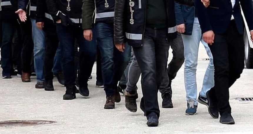 Ekonomik çöküş ahlakı da çökertti
