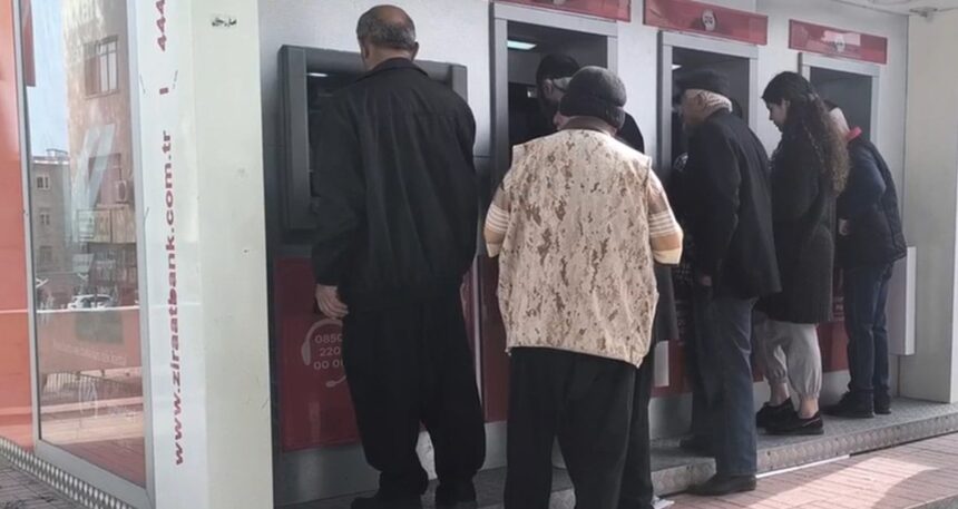 Emeklilerin çoğu bu haktan habersiz: İki bankadan promosyon alabilirsiniz