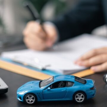 faiz-indirimi-sonrasi-tasit-kredilerinde-dusus-iste-en-uygun-kredi-oranlari-ve-geri-odeme-JbAF6DDi.jpg Faiz indirimi sonrası taşıt kredilerinde düşüş: İşte en uygun kredi oranları ve geri ödeme tabloları