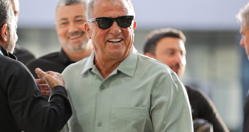 Fatih Terim yeni takımı ile görüşmeye gidiyor