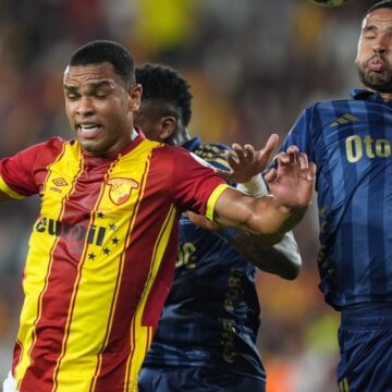 fenerbahce-puan-kaybiyla-basladi-lm8E49KR.jpg Fenerbahçe puan kaybıyla başladı