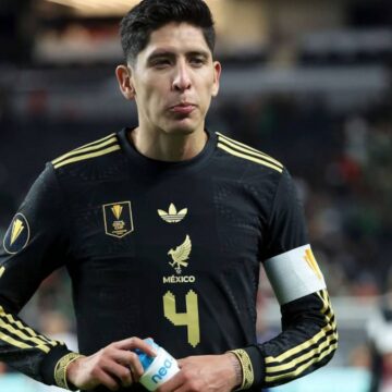 Fenerbahçe yeni transferi resmen açıkladı