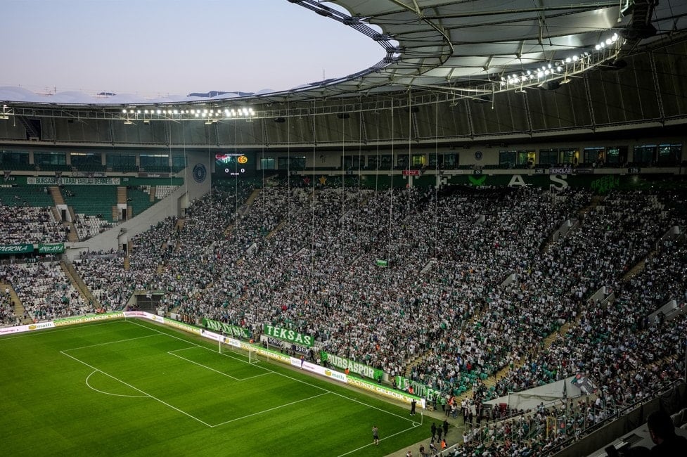 Futbolda Anadolu’dan yükselen dip dalga! Bu görüntüler İstanbul derbilerinde yok