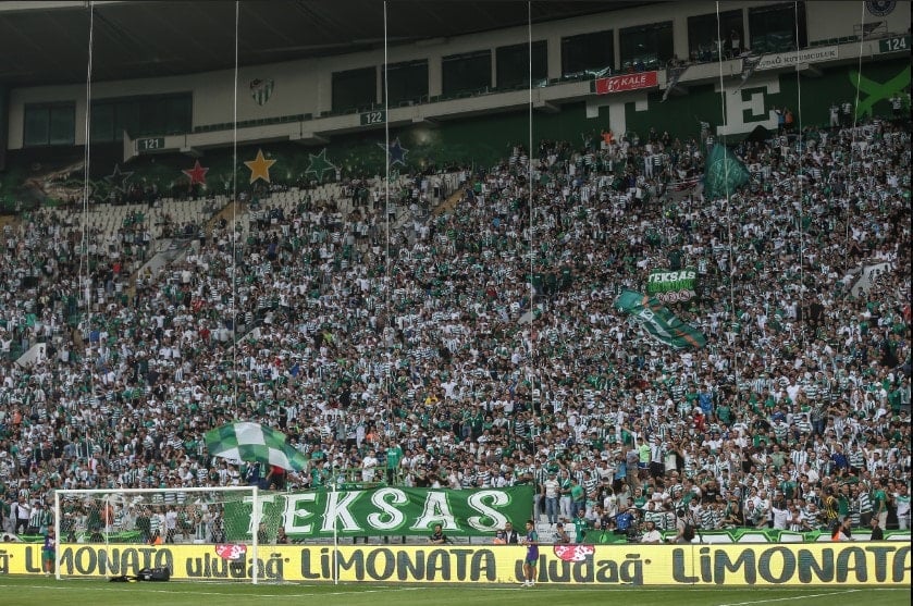 Futbolda Anadolu’dan yükselen dip dalga! Bu görüntüler İstanbul derbilerinde yok