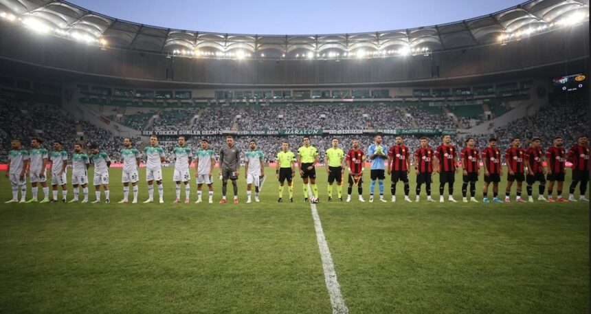 Futbolda Anadolu’dan yükselen dip dalga! Bu görüntüler İstanbul derbilerinde yok