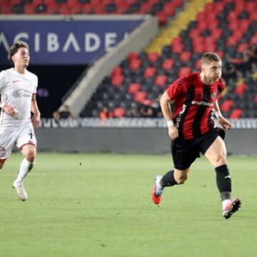 Gaziantep FK 90+4’te güldü