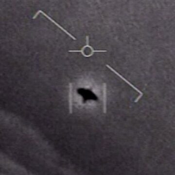 Google haritalarda tüm koordinatları taradılar! Kayaların içinde UFO buldular