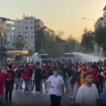Göztepe-Fenerbahçe maçı öncesi olaylar çıktı
