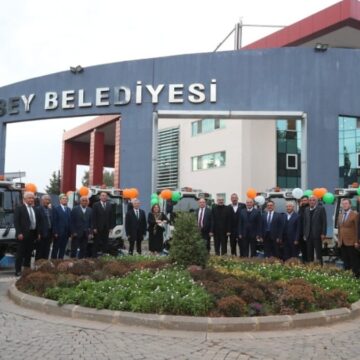 Halk geçim derdinde, belediye kahve makinesi