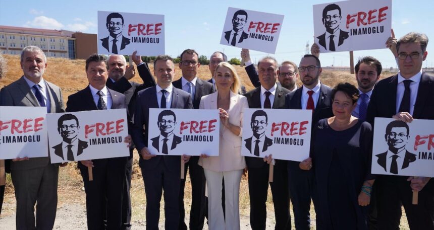 İmamoğlu’ndan Avrupalı Belediye Başkanlarına teşekkür