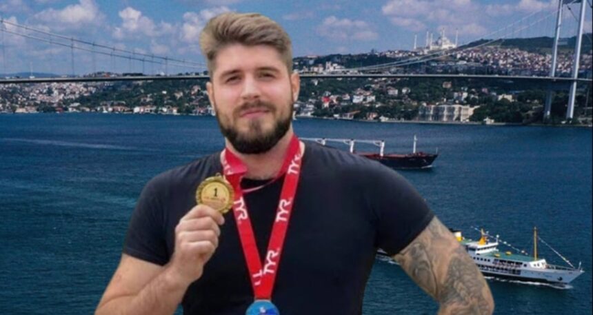 İstanbul Boğazı’nda Rus yüzücü alarmı