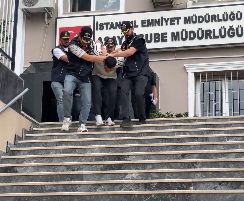 İstanbul'da galeriye silahlı saldırı! Müşteri ağır yaralandı