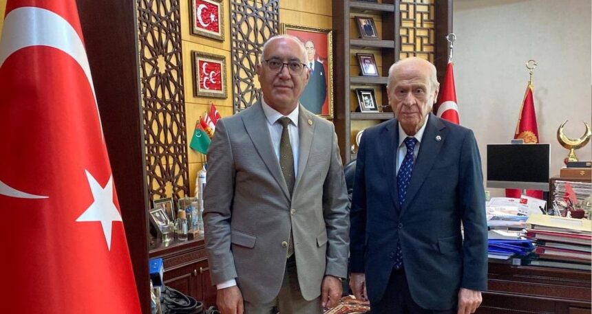 İstifa eden vekilden sürpriz ziyaret