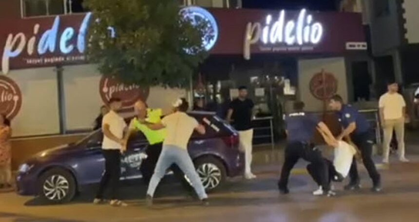 İzmir’de polise saldırı kamerada: 2 tutuklama