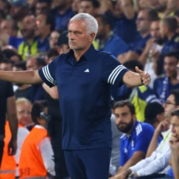Jose Mourinho: Bunun için ağlamayız