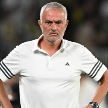 Jose Mourino maç sonrası gönderme: Benim görmediğim şeyleri görüyorlar
