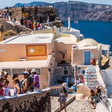 kendi-ulkelerindeki-adalarda-tatil-yapamiyorlar-vDevvJIZ.jpg Kendi ülkelerindeki adalarda tatil yapamıyorlar