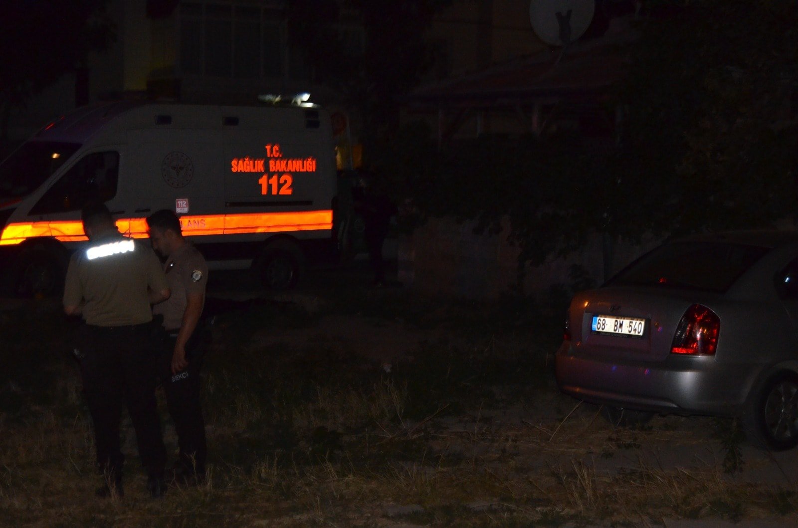 Kızıyla boşanma aşamasındaki damadını tabancayla vurdu