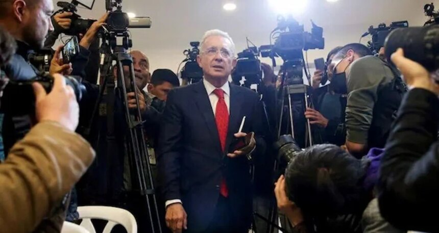 Kolombiya’da mahkeme, eski Cumhurbaşkanı Uribe’ye verilen ev hapsi cezasını kaldırdı