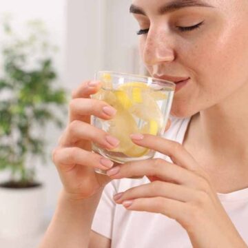 Limonlu su efsanesi yalan çıktı! Bilim kanıtladı: Zayıflatan ‘Mucize Molekül’ EGCG, en çok bu çayda bulunuyor!