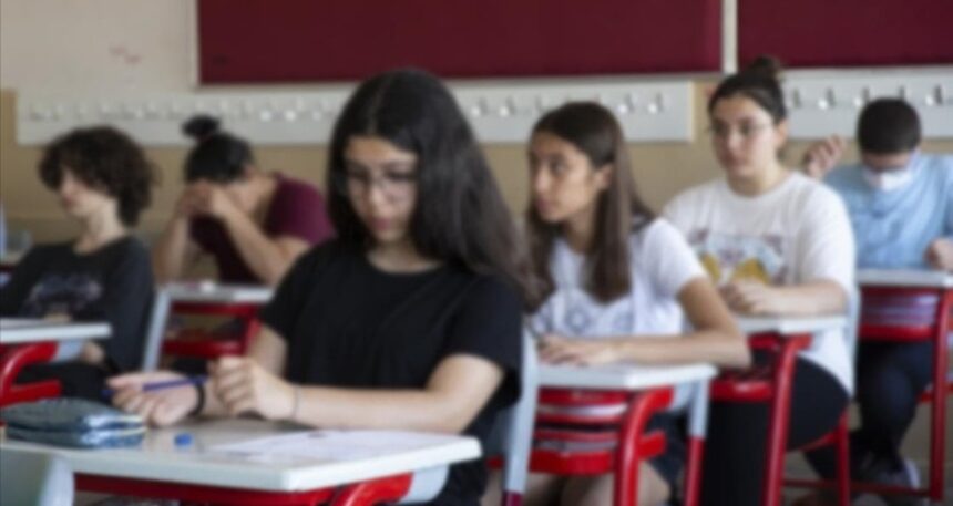 Lisede skandal kurallar tepki çekti: Valilik soruşturma başlattı