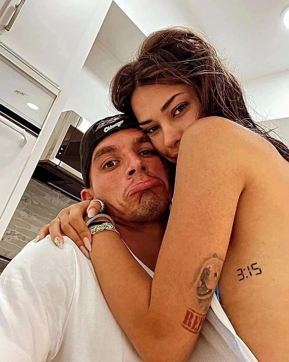 Lucas Torreira'dan bir kez daha ayrılan Devrim Özkan hastaneden paylaşım yaptı