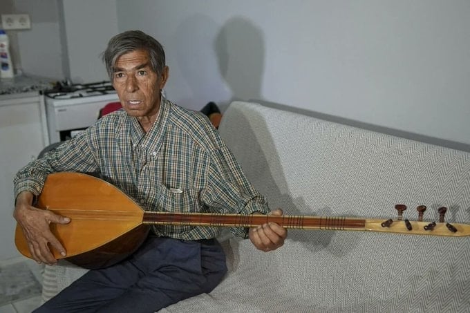Maddi zorluk yaşıyordu... Büyük ustanın kardeşine ev desteği