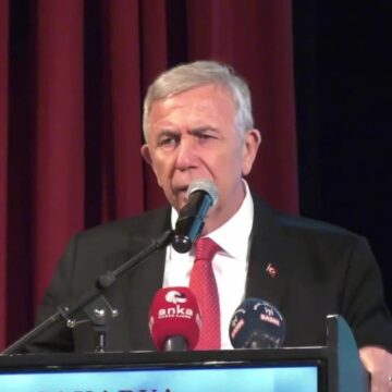 Mansur Yavaş: “Sakarya’nın hafızasını korumazsak, Türklüğü tartışmaya başlarlar”