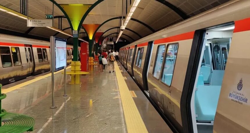 Metroda arıza! İşe gidenler yolda kaldı