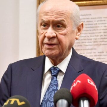 MHP’liler kızgın: Oy kaybı derinleşiyor