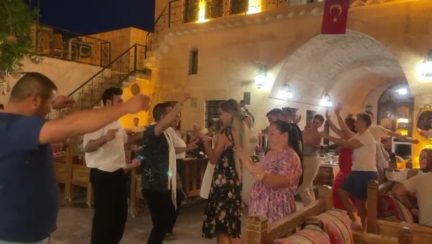 Mika Raun, tacize uğradığı anlara ait görüntüleri paylaştı