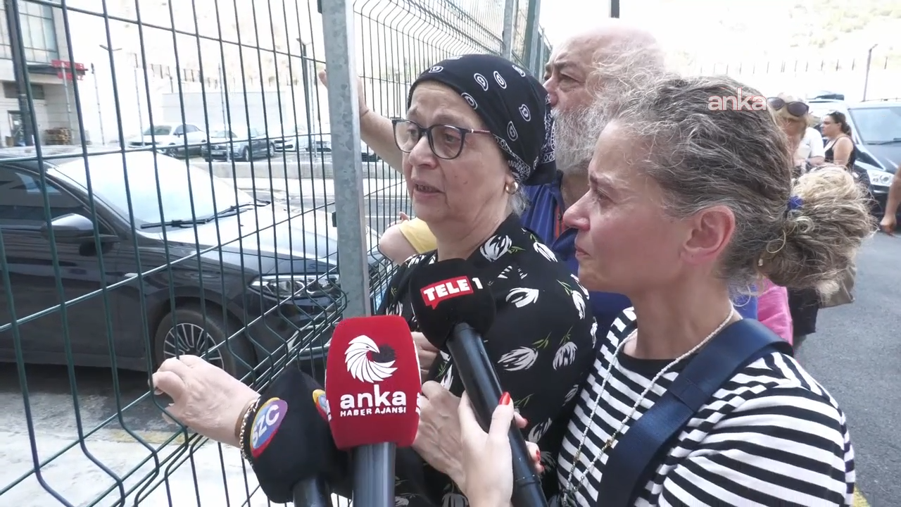 Murat Çalık'ın annesi Gülümser Çalık oğlunun cezaevine sevki sırasında fenalaştı