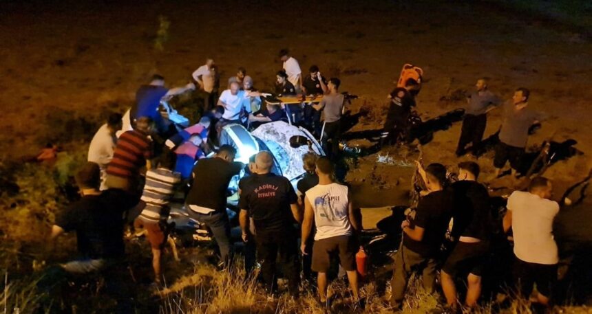 Osmaniye’de otomobil şarampole devrildi: 1 ölü, 1 yaralı