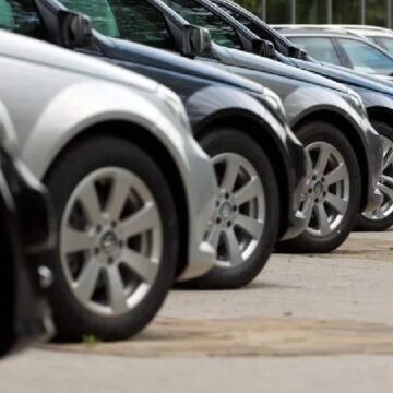Otomotiv devleri yarışa girdi: 500 bin lira büyük indirim